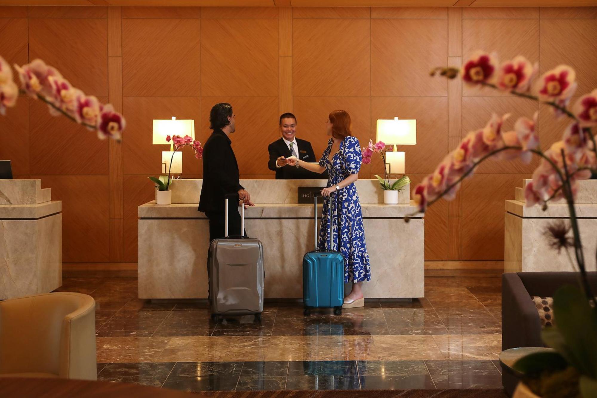 Intercontinental At Doral Miami By Ihg Hotel Exterior photo